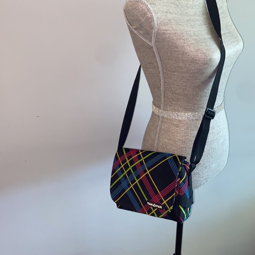 Vintage 1990s YAK PAK Canvas Colorful Adjustable Crossbody Bag 💚💙🩷💛 - Picture 3 of 10